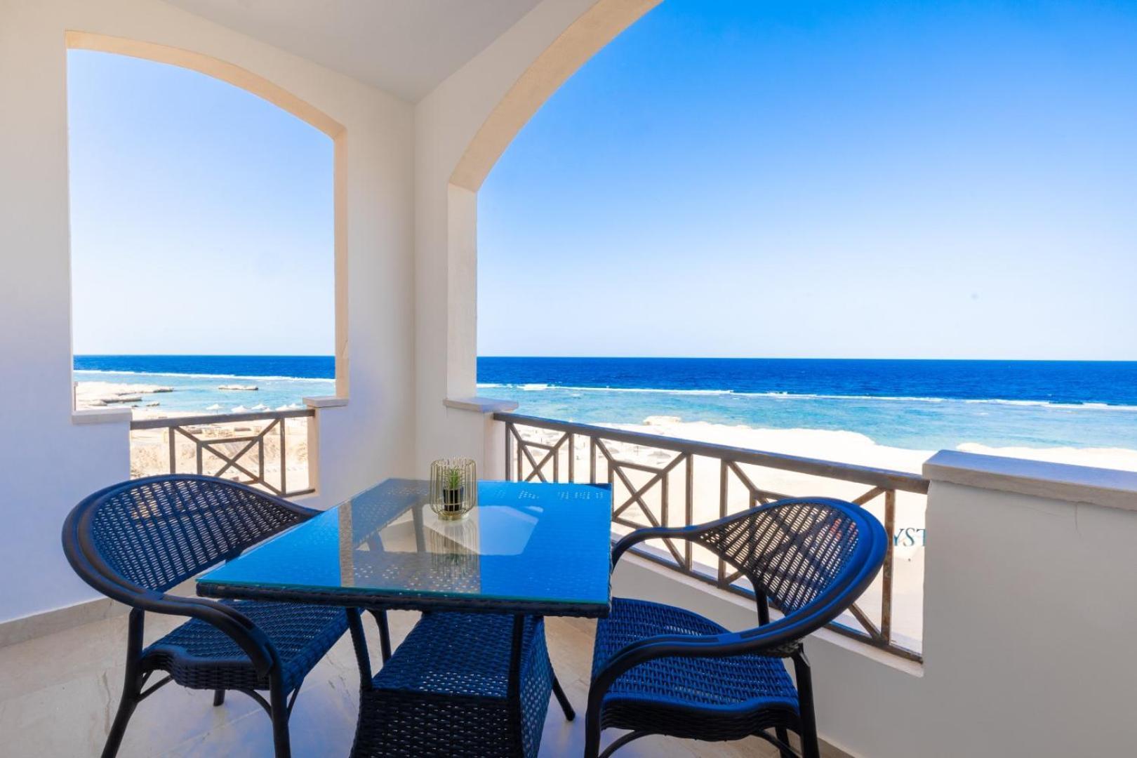 Oyster Bay Beach Resort 아부 다밥 외부 사진
