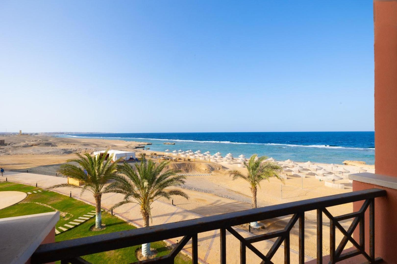 Oyster Bay Beach Resort 아부 다밥 외부 사진