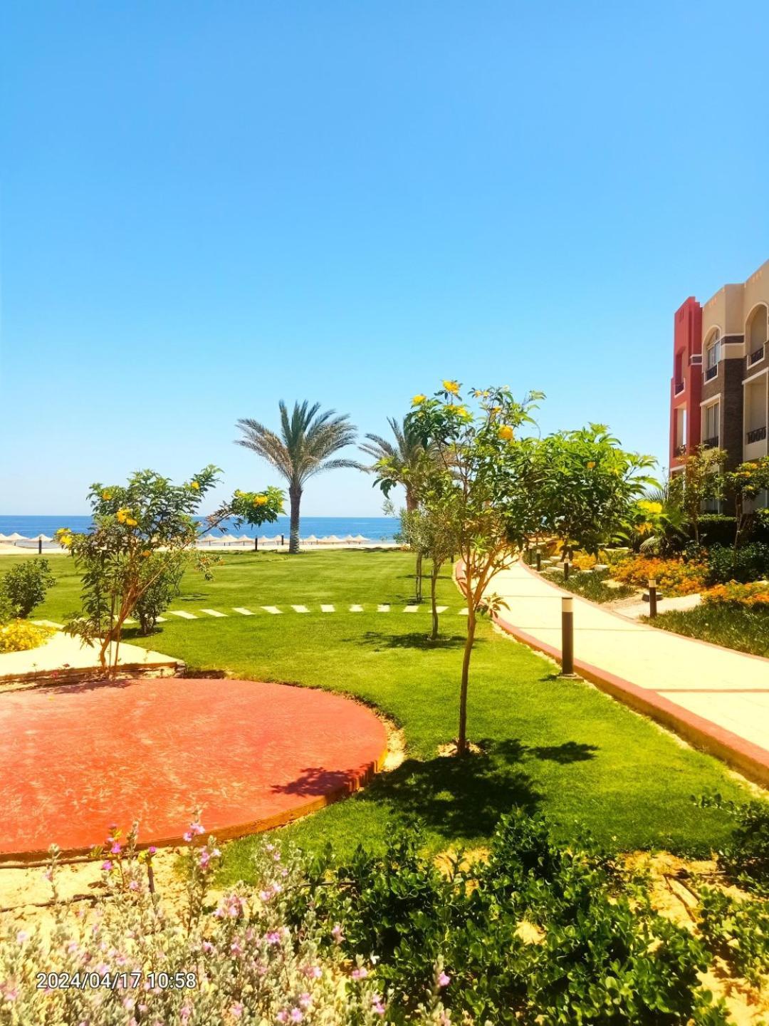 Oyster Bay Beach Resort 아부 다밥 외부 사진