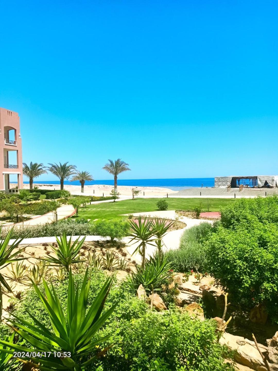 Oyster Bay Beach Resort 아부 다밥 외부 사진