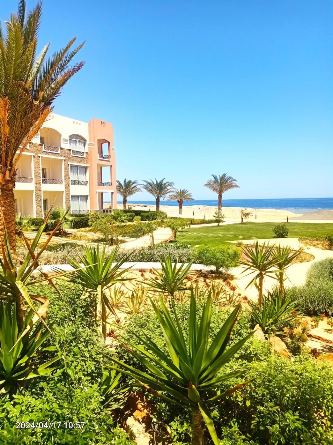 Oyster Bay Beach Resort 아부 다밥 외부 사진