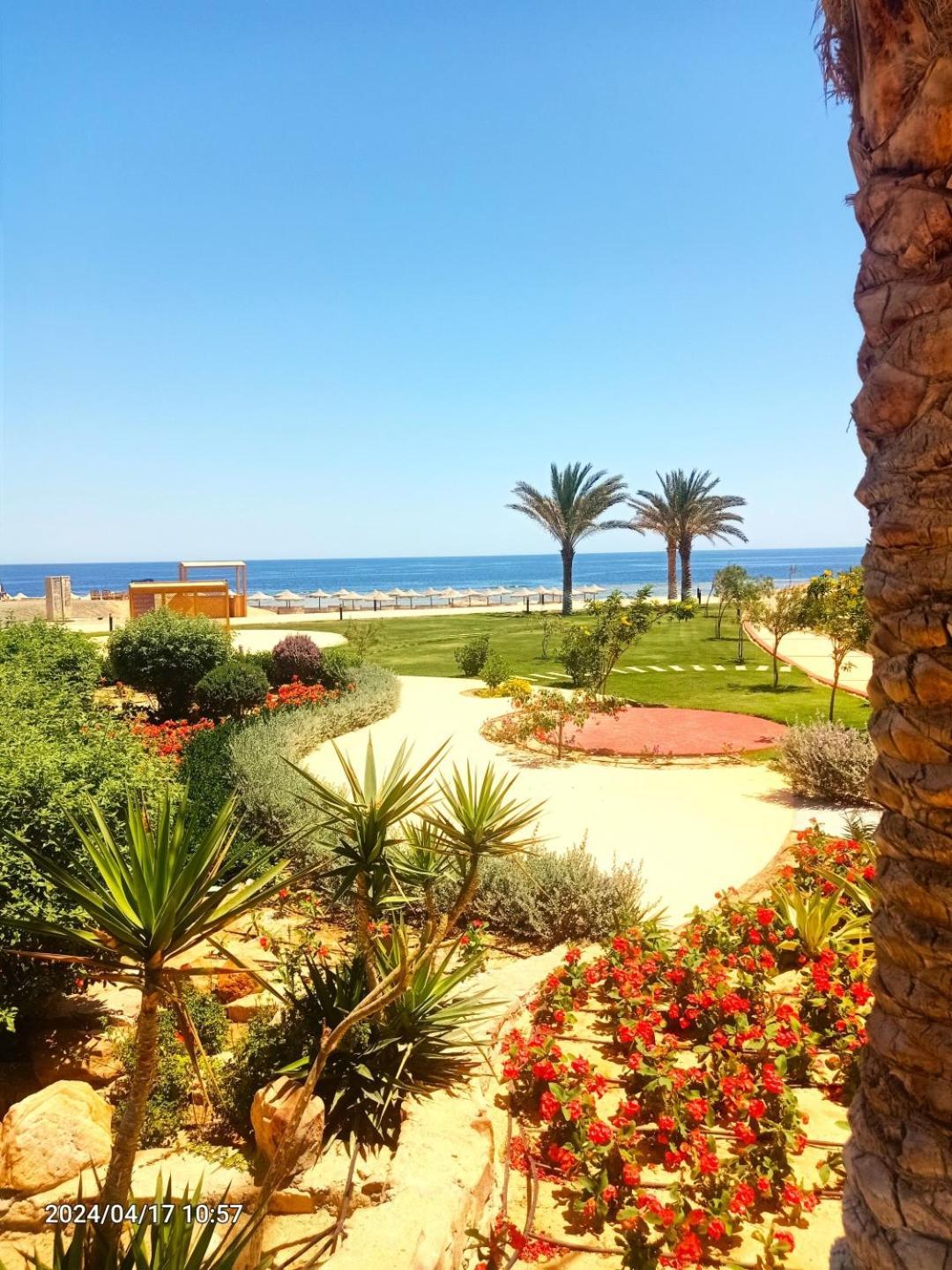 Oyster Bay Beach Resort 아부 다밥 외부 사진