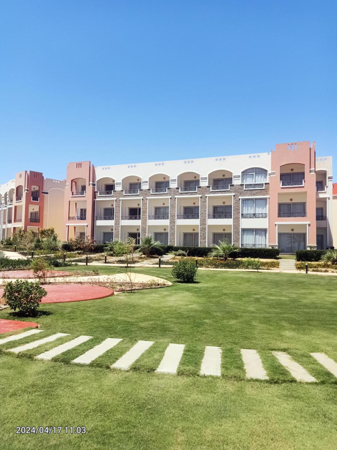 Oyster Bay Beach Resort 아부 다밥 외부 사진