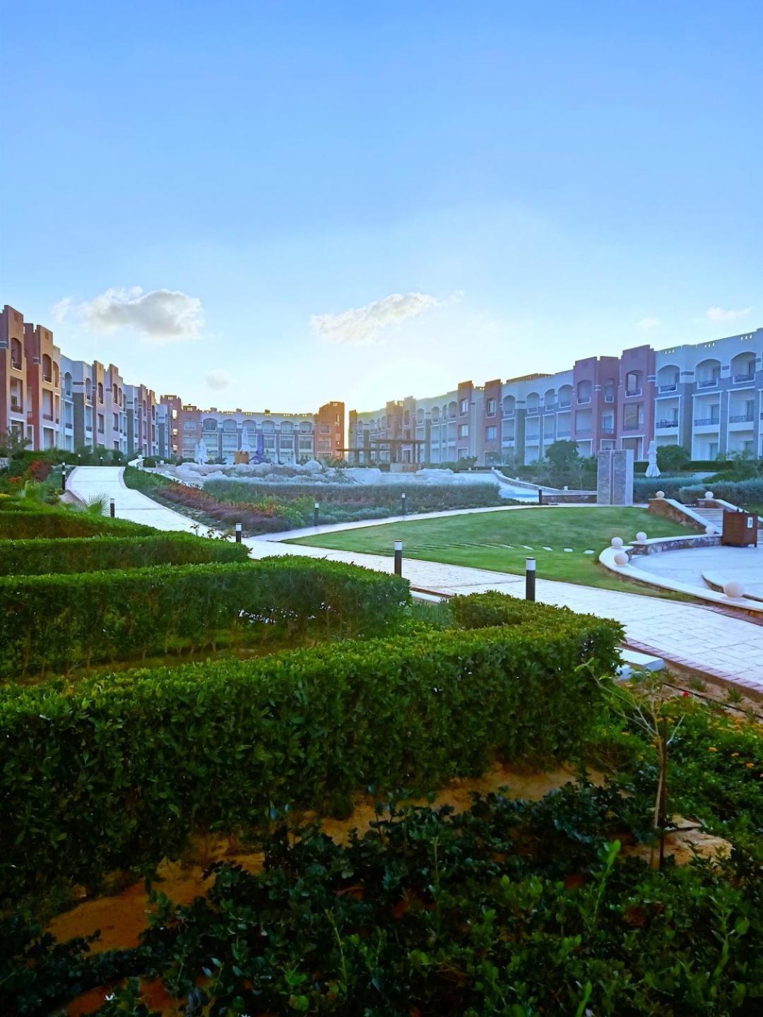 Oyster Bay Beach Resort 아부 다밥 외부 사진