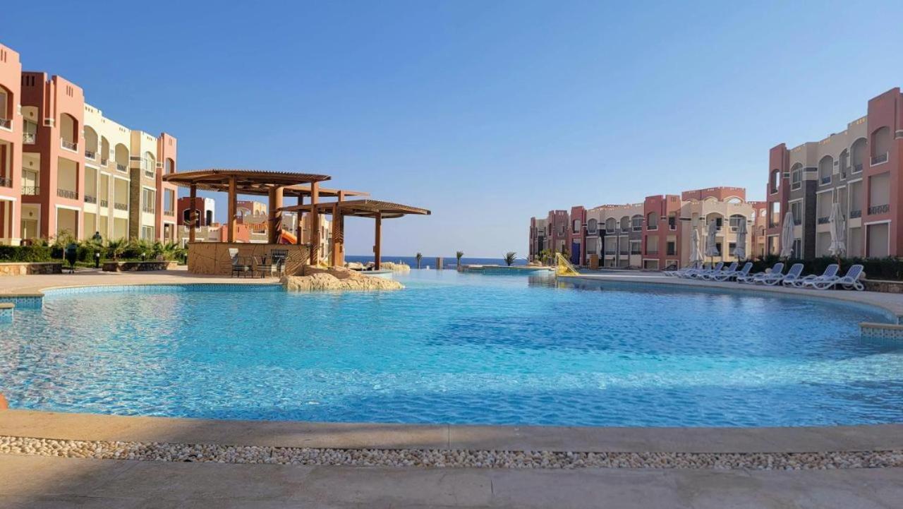 Oyster Bay Beach Resort 아부 다밥 외부 사진