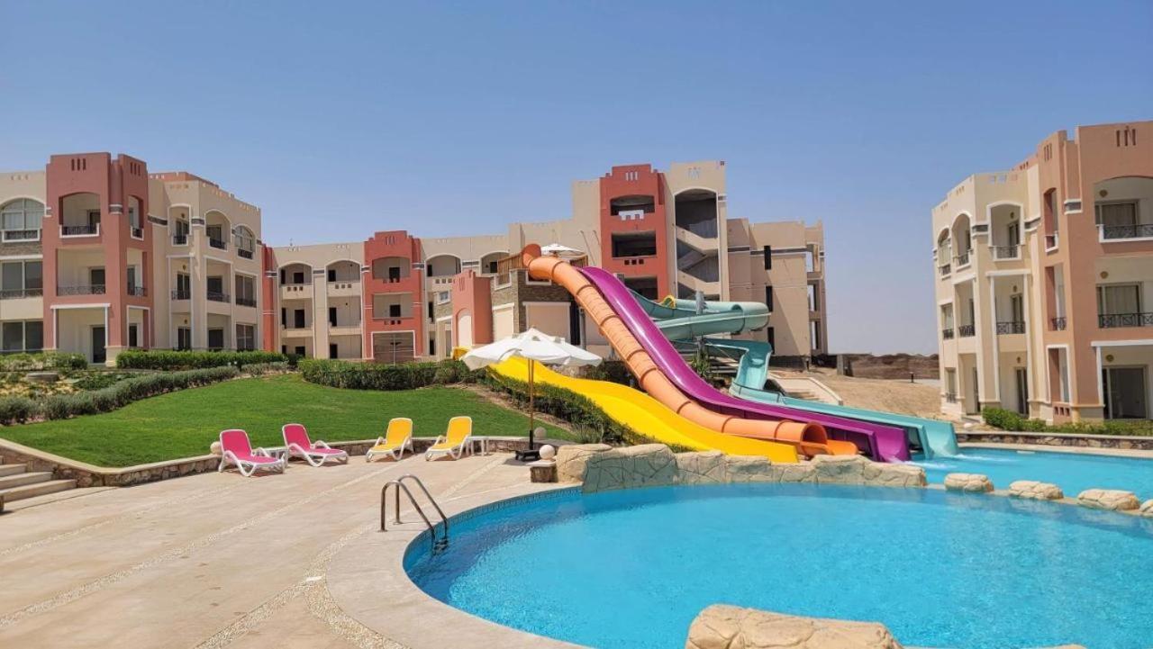 Oyster Bay Beach Resort 아부 다밥 외부 사진