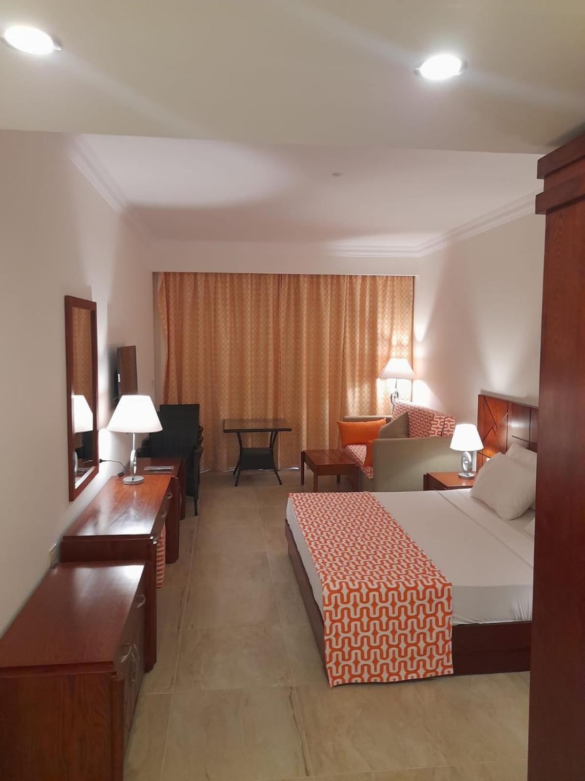 Oyster Bay Beach Resort 아부 다밥 외부 사진