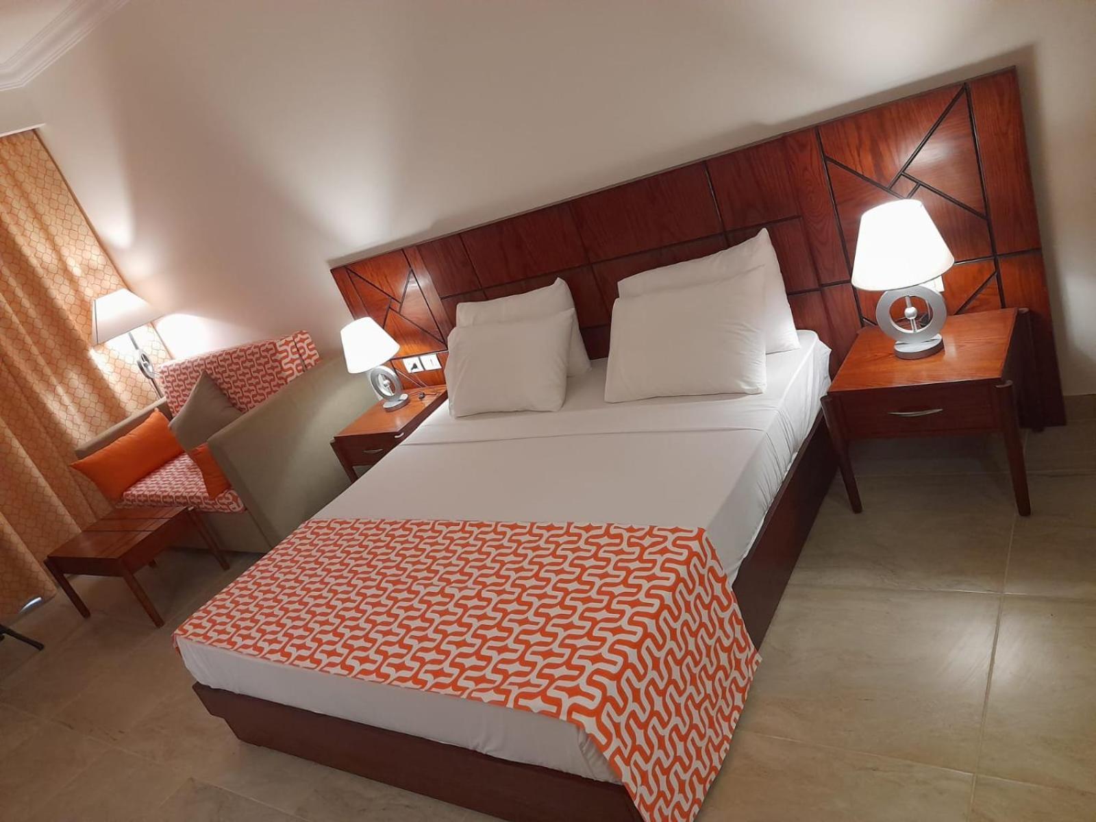 Oyster Bay Beach Resort 아부 다밥 외부 사진
