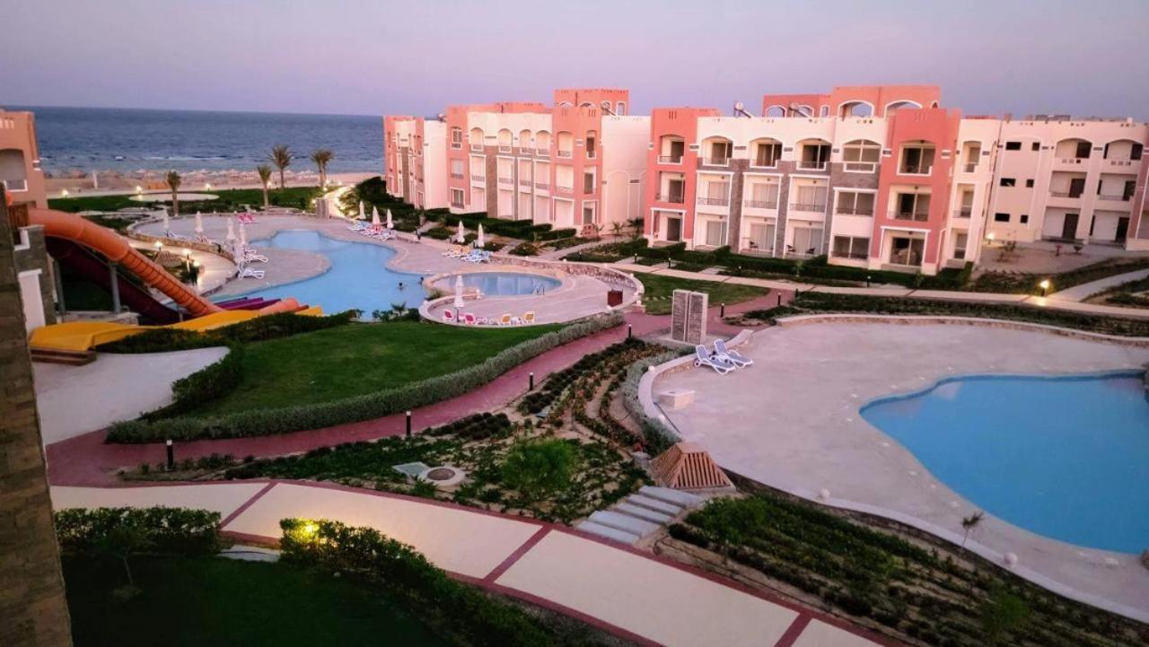 Oyster Bay Beach Resort 아부 다밥 외부 사진