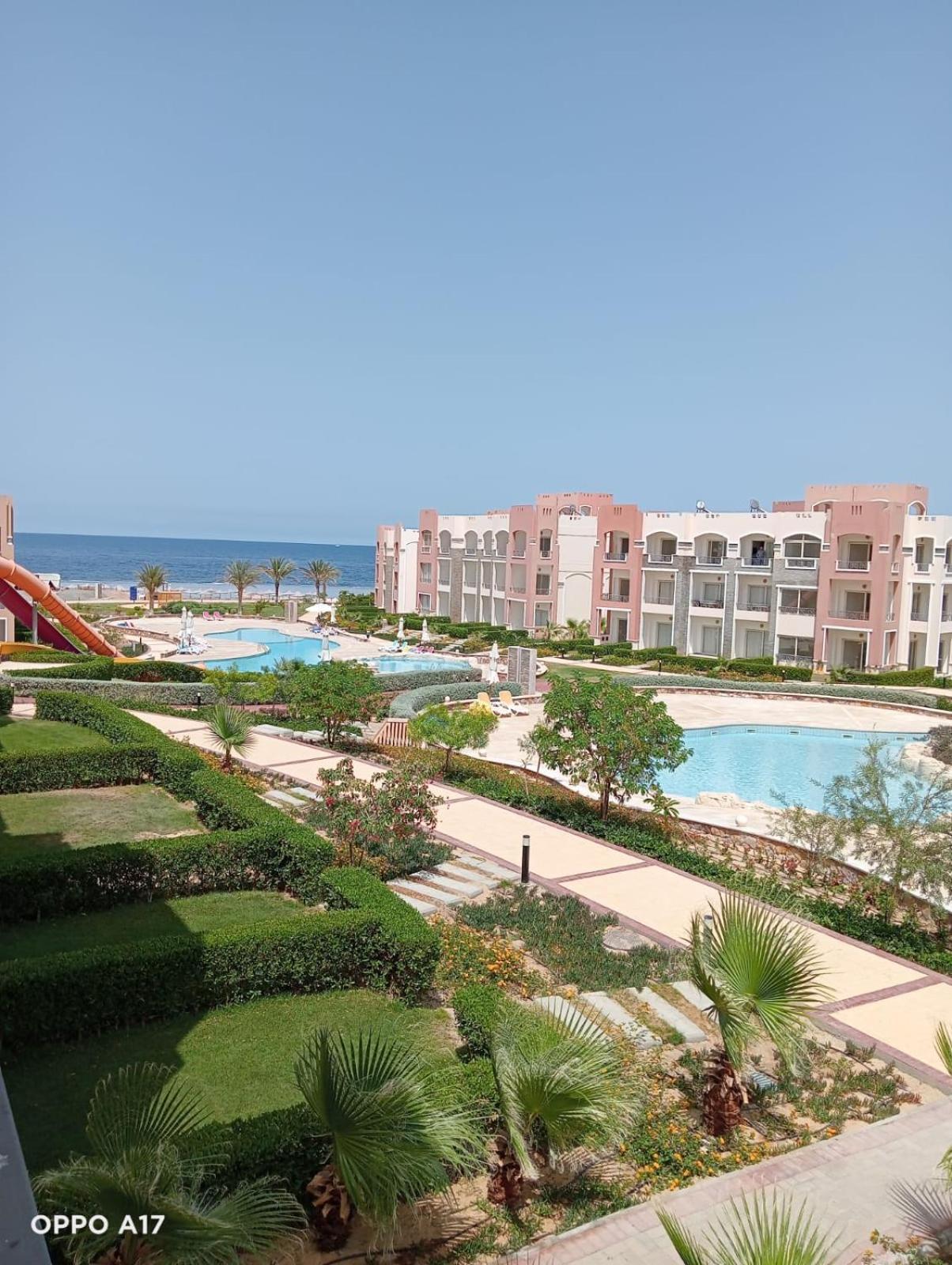 Oyster Bay Beach Resort 아부 다밥 외부 사진